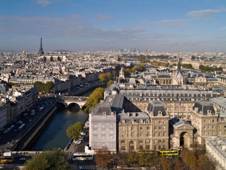 Menart Fair 2026 : diplomatie culturelle et dialogue stratégique redessinent Paris