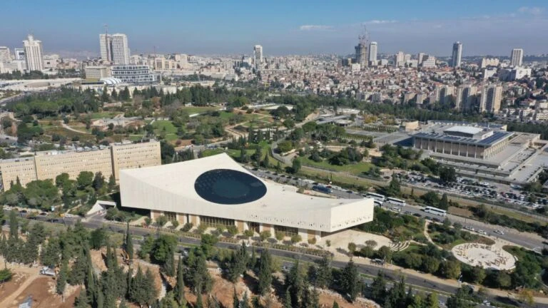תמרונים קואליציוניים בישראל: קווים אדומים אסטרטגיים מעצבים את מאזן השלטון