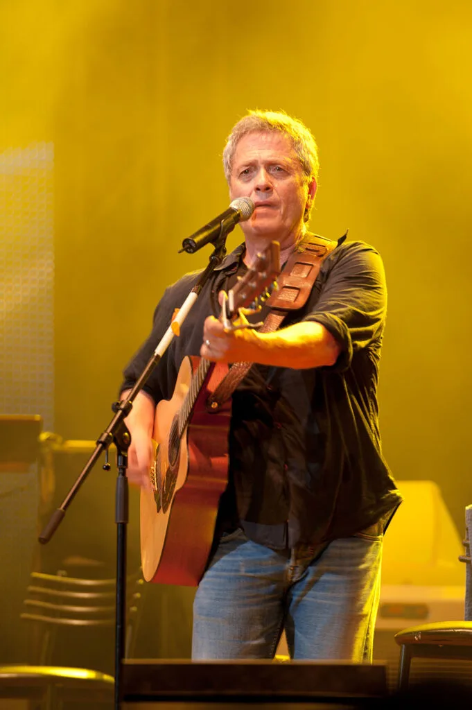 Shlomo Artzi: Israel’s Iconic Storyteller in Song