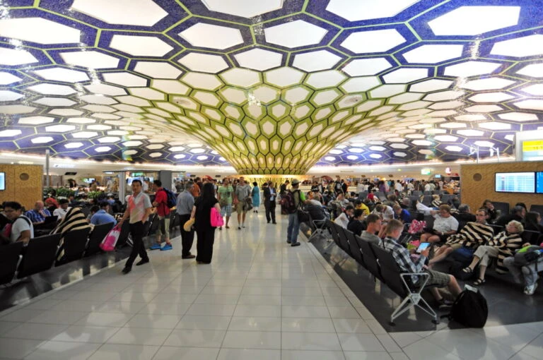 UAE Honors Flydubai Crew for Thwarting Mid-Air Sabotage on Israeli Passengers