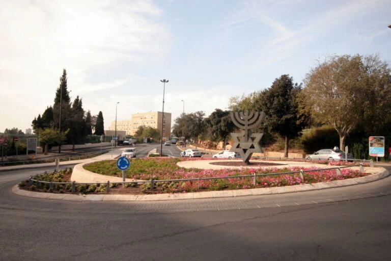 Israeli Political Dynamics: Strategic Realignments as Security Leaders Vie for Governance